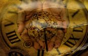 Ja trūkst naudas, izmēģini ekstrasenses Natālijas rituālu “Naudas roka” Ja trūkst naudas, izmēģini ekstrasenses Natālijas rituālu “Naudas roka”