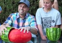 Triks ar arbūzu, kas liks jūsu viesiem brīnīties VIDEO