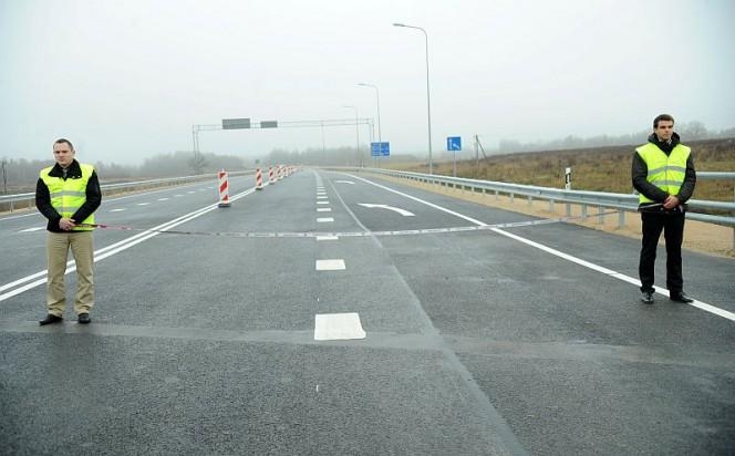 Latvijas valsts ceļi izplata brīdinājumu autovadītājiem!