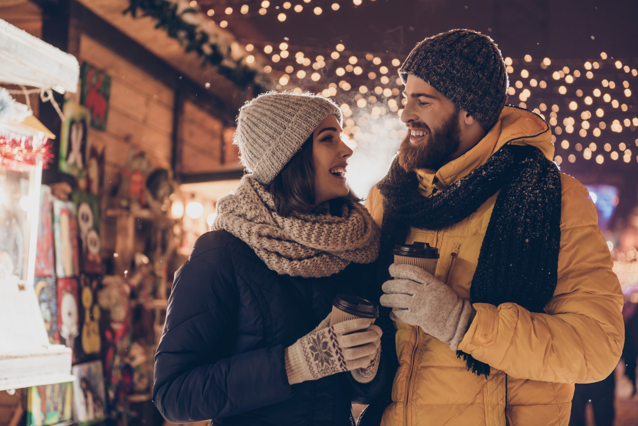 5 idejas, kā iepriecināt savu otro pusīti ar randiņu ziemas noskaņās