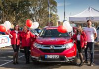 FOTO: Auto fani testē “Latvijas Gada auto” pretendentus