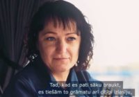 VIDEO: Kā jūtas Latvijā pirmā sieviete pie autovedēja stūres