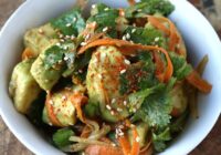 Avokado salātiņi ar burkāniem un svaigiem zaļumiem “Gaidām pavasari”