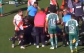 VIDEO: Traģēdija futbola mača laikā – tiesnesis saļimst un vēlāk nomirst VIDEO: Traģēdija futbola mača laikā – tiesnesis saļimst un vēlāk nomirst