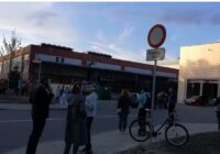 VIDEO: Evakuē vairākus Rīgas iepirkšanās centrus; nav skaidrības par iemeslu