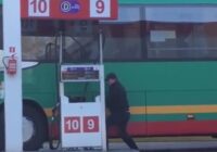 VIDEO: Kad sirdī esi Rokijs, bet jāstrādā par autobusa šoferi “Maskačkā”