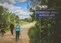 Ieskandinot Latvijas Nacionālās bibliotēkas simtgadi, atklās ceļojošo izstādi “Izgaismot Latviju” angļu valodā