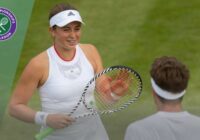 VIDEO: Ostapenko piedzīvo zaudējumu Vimbldonas jaukto dubultspēļu finālā