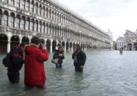 TIEŠRAIDE: Venēciju piemeklējuši vērienīgākie plūdi pusgadsmita laikā