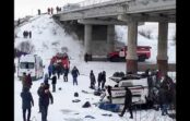 VIDEO: Baisa avārija Krievijā – autobusam nokrītot no tilta, 19 bojāgājušie VIDEO: Baisa avārija Krievijā – autobusam nokrītot no tilta, 19 bojāgājušie