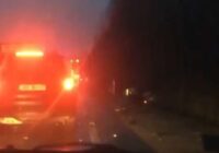 VIDEO: Trīs auto sadursmē pie Kalnciema gājis bojā cilvēks un vēl četri cietuši