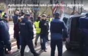 VIDEO: Piketā pret Covid-19 ierobežojumiem aizturēti “Tautas varas frontes” dalībnieki VIDEO: Piketā pret Covid-19 ierobežojumiem aizturēti “Tautas varas frontes” dalībnieki